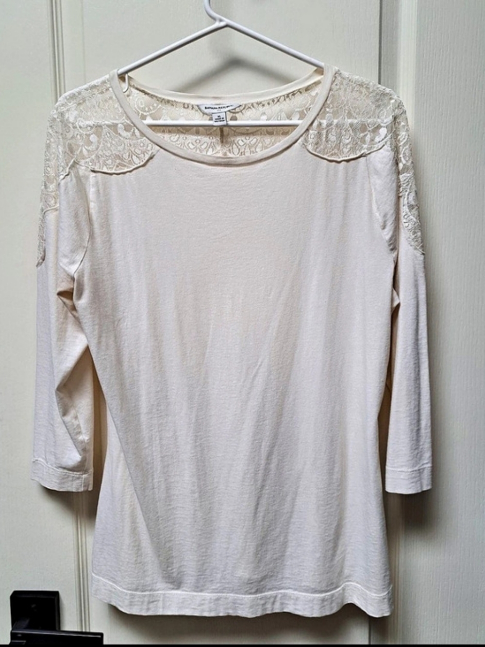Banana Republic Lace Detail Long Sleeve Top in Cream XL